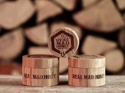 realmadhoneyhoutlogo realmadhoneyhoutlogo